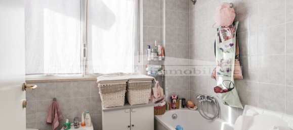 2 chambres Appartement à Rome, Italy No. 158022 26