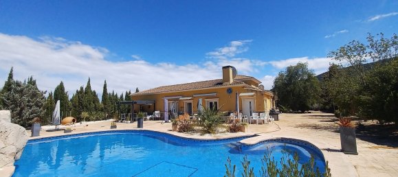 5 غرف نوم منزل في Pinoso, Spain رقم 84014 4