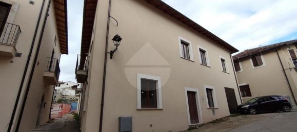 2 rooms Apartment in Villa Sant'Angelo, Italy No. 118279 19