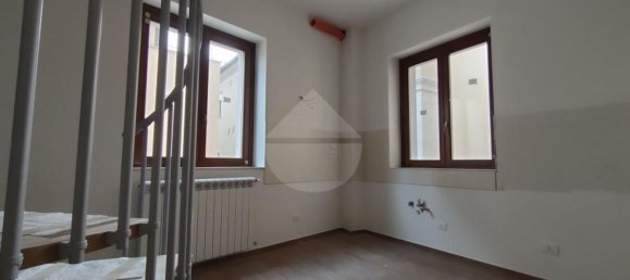 2 rooms Apartment in Villa Sant'Angelo, Italy No. 118279 3