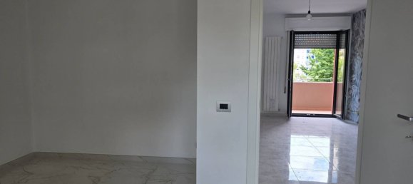 2 bedrooms Apartment in Vasto, Italy No. 339837 12