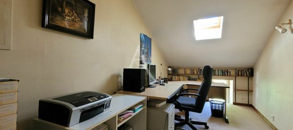 5 bedrooms House in Yves, France No. 103145 11