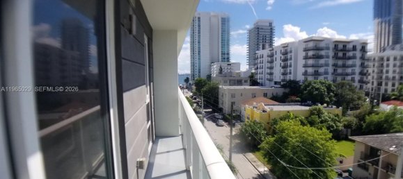 1 Schlafzimmer Gewerbliche Immobilien in Miami, USA, Nr. 615637 5