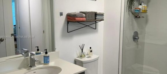 1 Schlafzimmer Gewerbliche Immobilien in Miami, USA, Nr. 615637 9