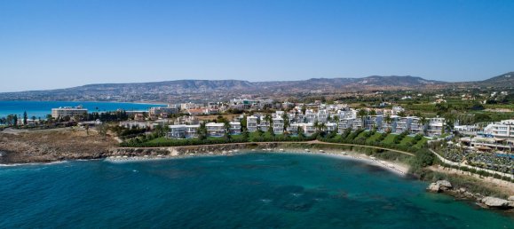 4 bedrooms Villa in Paphos, Cyprus No. 10118 2