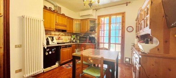 2 rooms Apartment in Premilcuore, Italy No. 270037 6