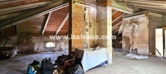 Casa de 8 dormitorios en Borgo Virgilio, Italy No. 362844 36