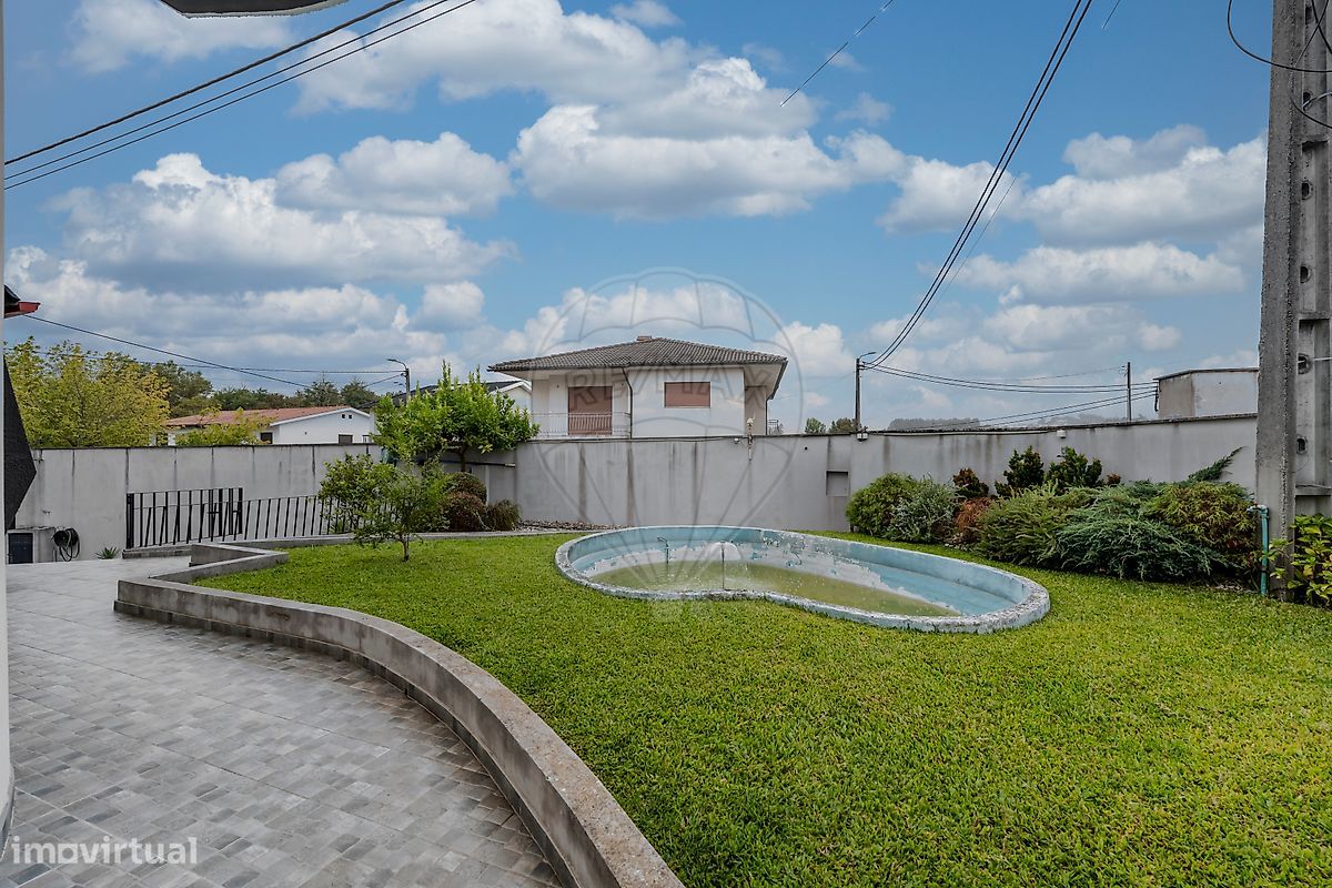 4 bedrooms House in Guimaraes, Portugal No. 351718