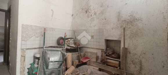 2-salle Appartement à Palermo, Italy No. 257739 14