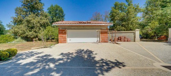 4 bedrooms House in Saint-Denis-de-Pile, France No. 302087 19