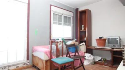 3 bedrooms Apartment in Zaragoza, Spain No. 143971