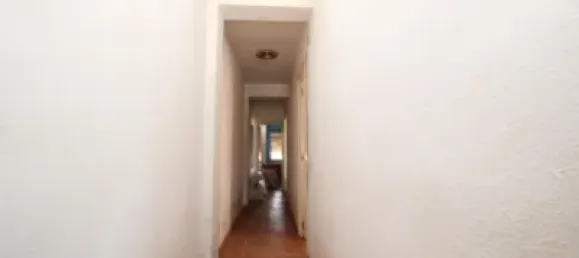 3 bedrooms Apartment in Zaragoza, Spain No. 143971 16