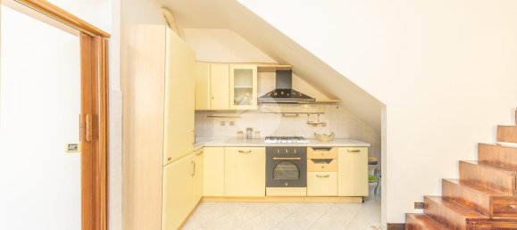 2 rooms Apartment in Rome, Italy No. 224892 13