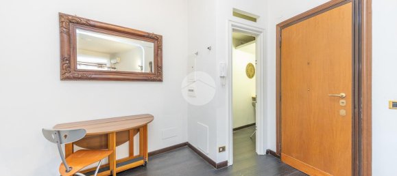 2 rooms Apartment in Rome, Italy No. 224892 2