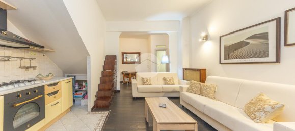 2 rooms Apartment in Rome, Italy No. 224892 14