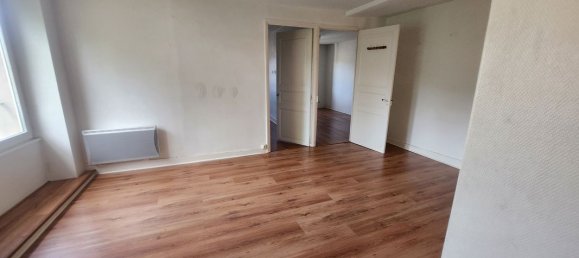 3 bedrooms House in Loire, France No. 322450 4