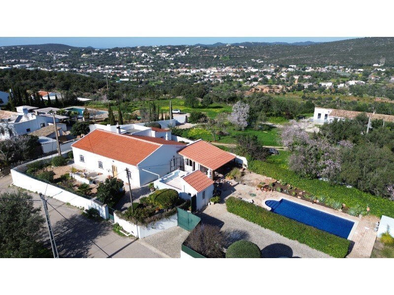 4 bedrooms Villa in Sao Bras de Alportel, Portugal No. 128357