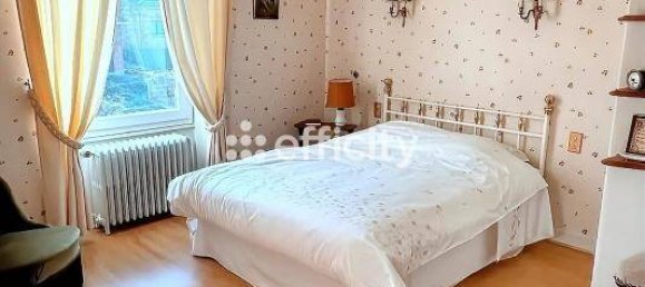 6 bedrooms House in Saint-Denis-de-Cabanne, France No. 358300 5