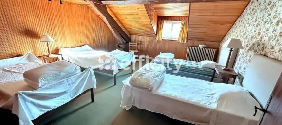 6 bedrooms House in Saint-Denis-de-Cabanne, France No. 358300 8