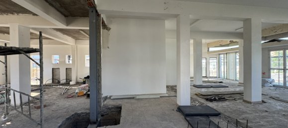 Офис с 9 комнатами в Ларнака, Кипр № 36020 4