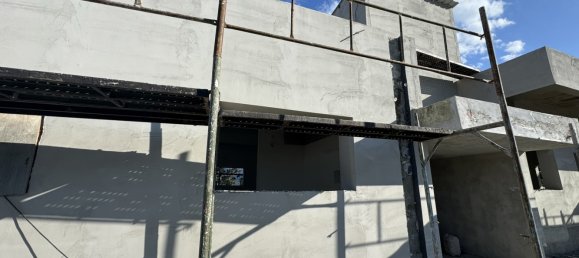 Офис с 9 комнатами в Ларнака, Кипр № 36020 5