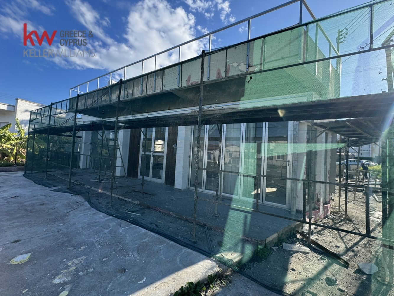 9-salle Bureau à Larnaka, Cyprus No. 36020