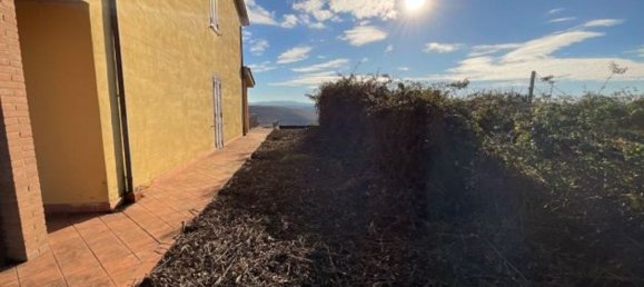 4 rooms House in Montegabbione, Italy No. 261362 8