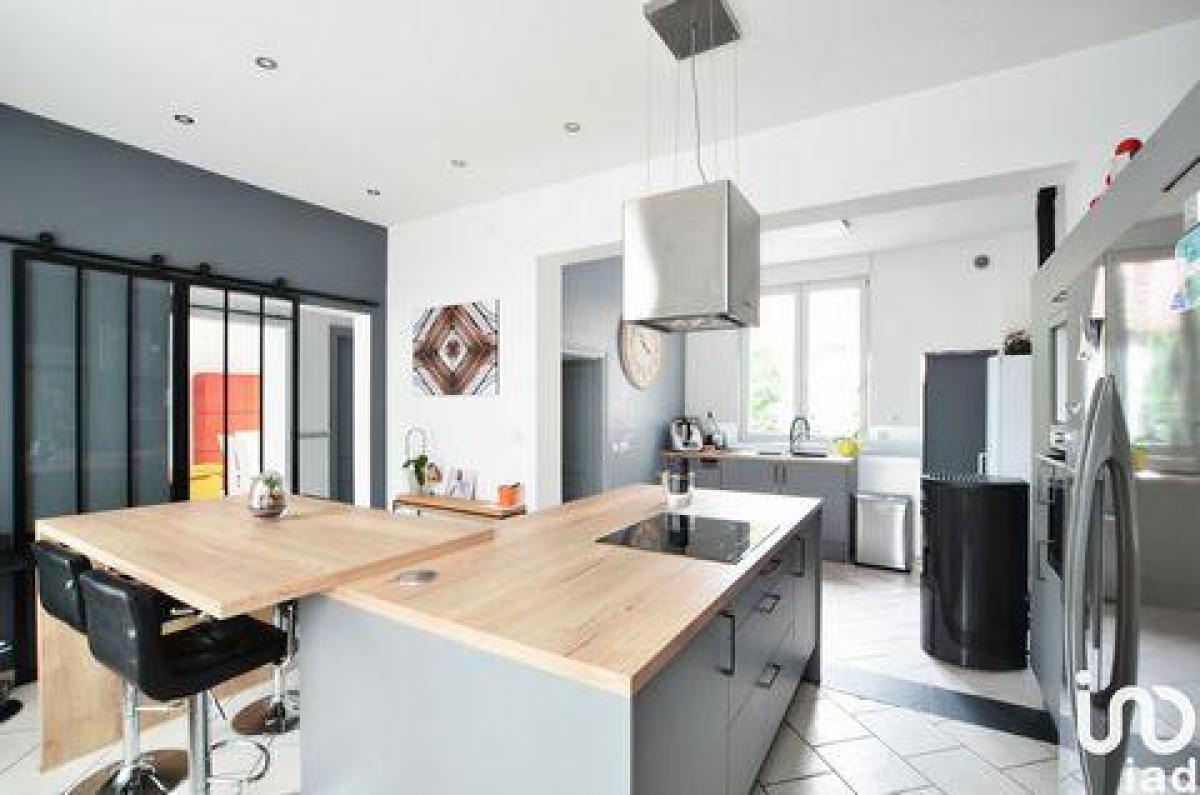 5 bedrooms House in Douai, France No. 29285