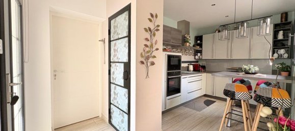 3 Schlafzimmer Haus in Villeneuve-les-Avignon, France, Nr. 342181 6