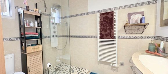 3 Schlafzimmer Haus in Villeneuve-les-Avignon, France, Nr. 342181 10