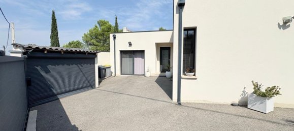 3 Schlafzimmer Haus in Villeneuve-les-Avignon, France, Nr. 342181 4