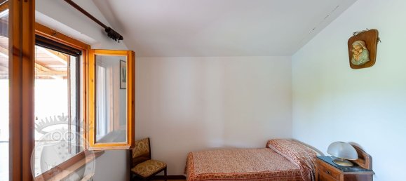 8غرفة منزل في Cortona, Italy رقم 78514 38