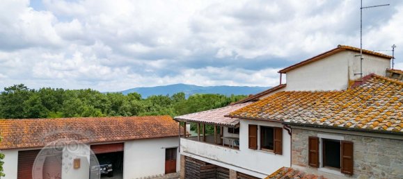 8غرفة منزل في Cortona, Italy رقم 78514 15