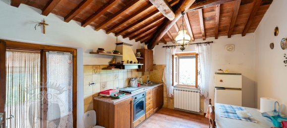 8غرفة منزل في Cortona, Italy رقم 78514 32