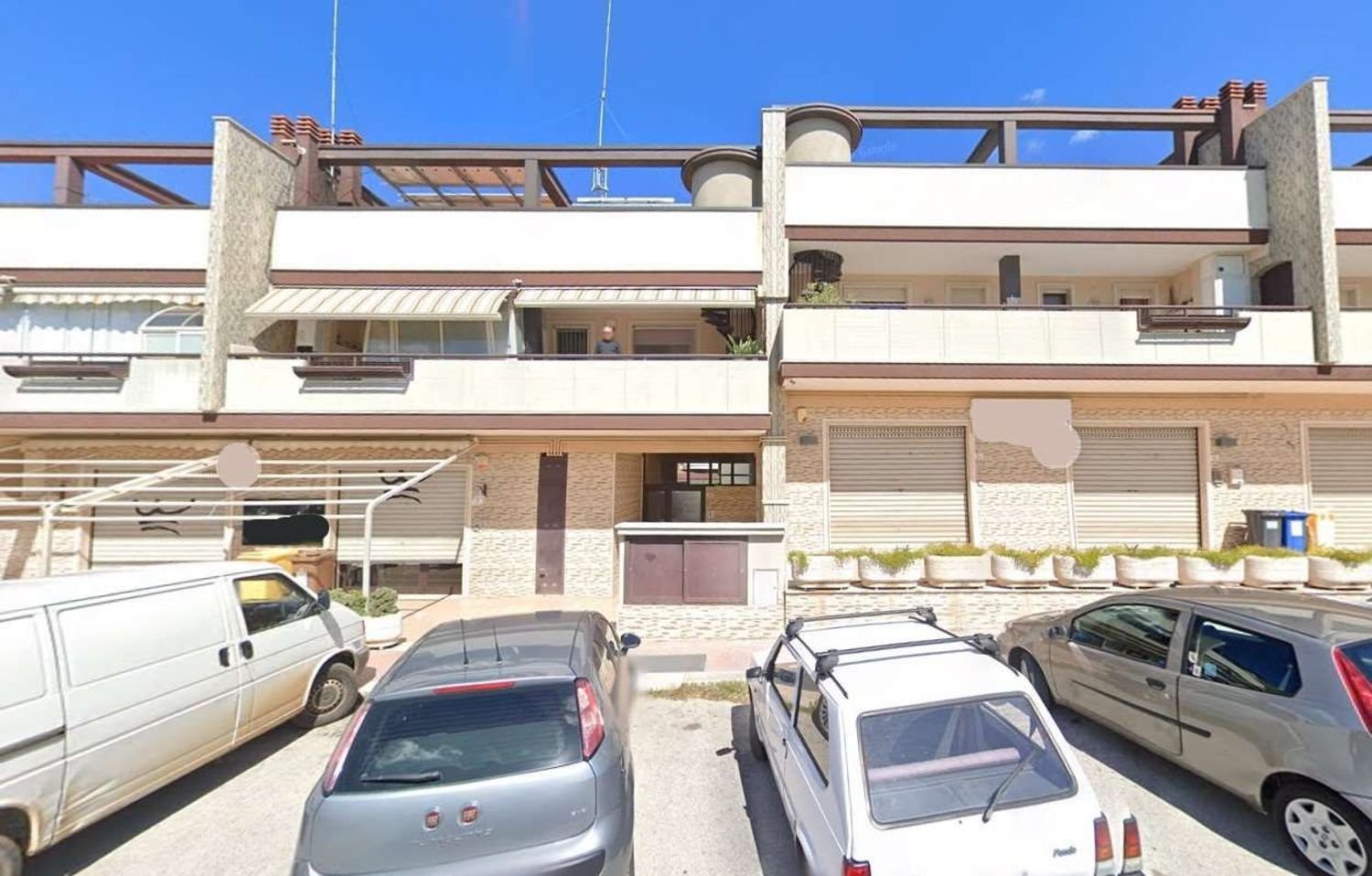 Квартира с 6 комнатами в Монополи, Италия № 268057