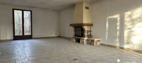 6 rooms House in Courtenay, France No. 56649 2