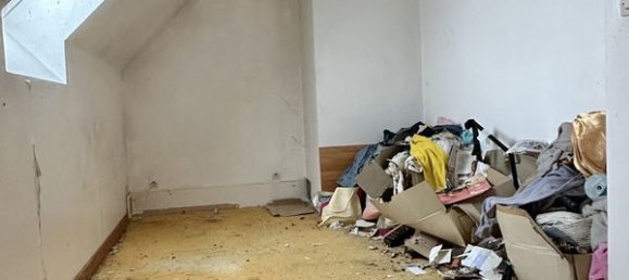 6 rooms House in Courtenay, France No. 56649 7