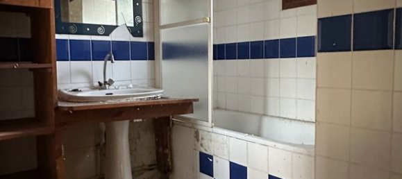 6 rooms House in Courtenay, France No. 56649 5