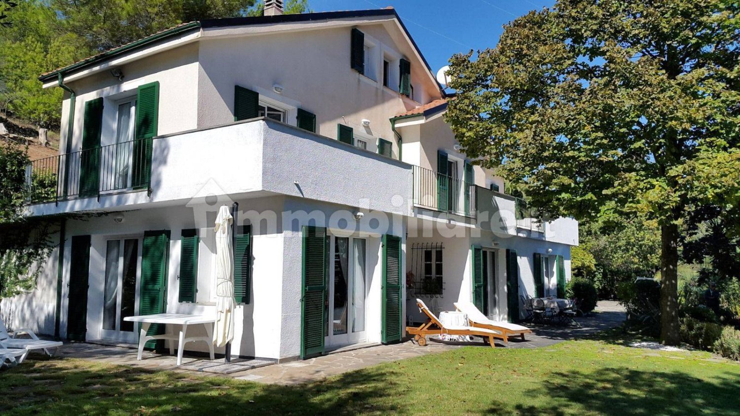 Villa de 4 dormitorios en Imperia, Italy No. 263718