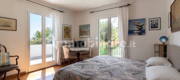 Villa de 4 dormitorios en Imperia, Italy No. 263718 26