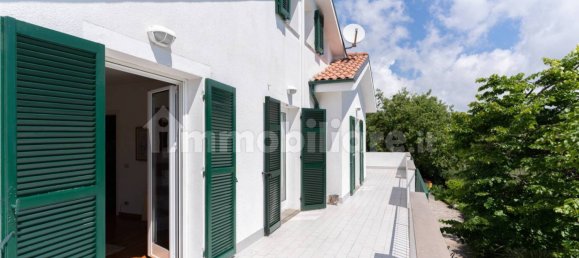 Villa de 4 dormitorios en Imperia, Italy No. 263718 27