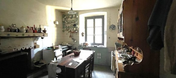 5 rooms House in Trarego Viggiona, Italy No. 147521 10