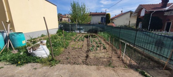 Квартира с 4 комнатами в Биелла, Италия № 213607 4