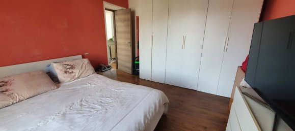 Квартира с 4 комнатами в Биелла, Италия № 213607 15