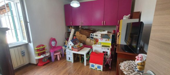 Квартира с 4 комнатами в Биелла, Италия № 213607 14