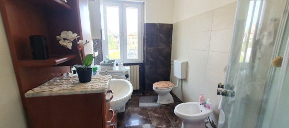 Квартира с 4 комнатами в Биелла, Италия № 213607 12