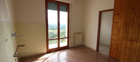 4 rooms Apartment in Montespertoli, Italy No. 295441 14