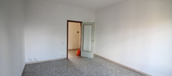 4 rooms Apartment in Montespertoli, Italy No. 295441 9