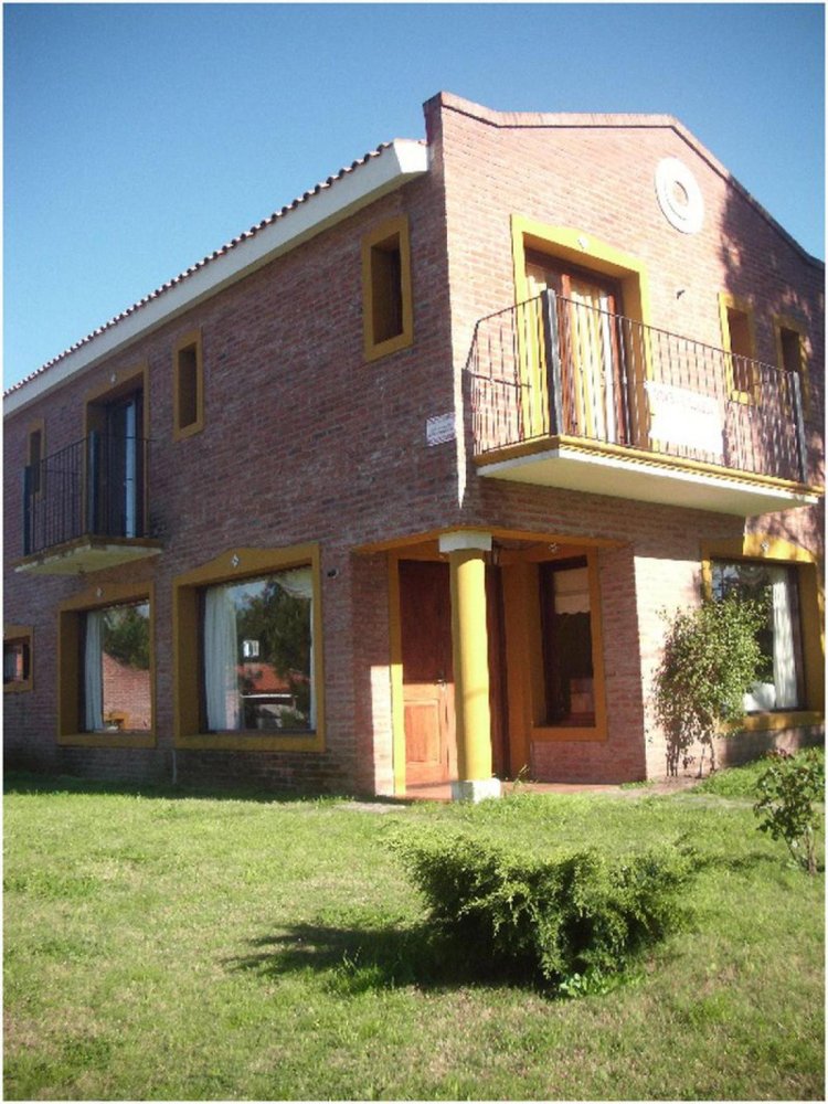 3 bedrooms House in Maldonado, Uruguay No. 12577