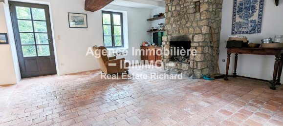 4 bedrooms Castles in Bordeaux-en-Gatinais, France No. 64960 3